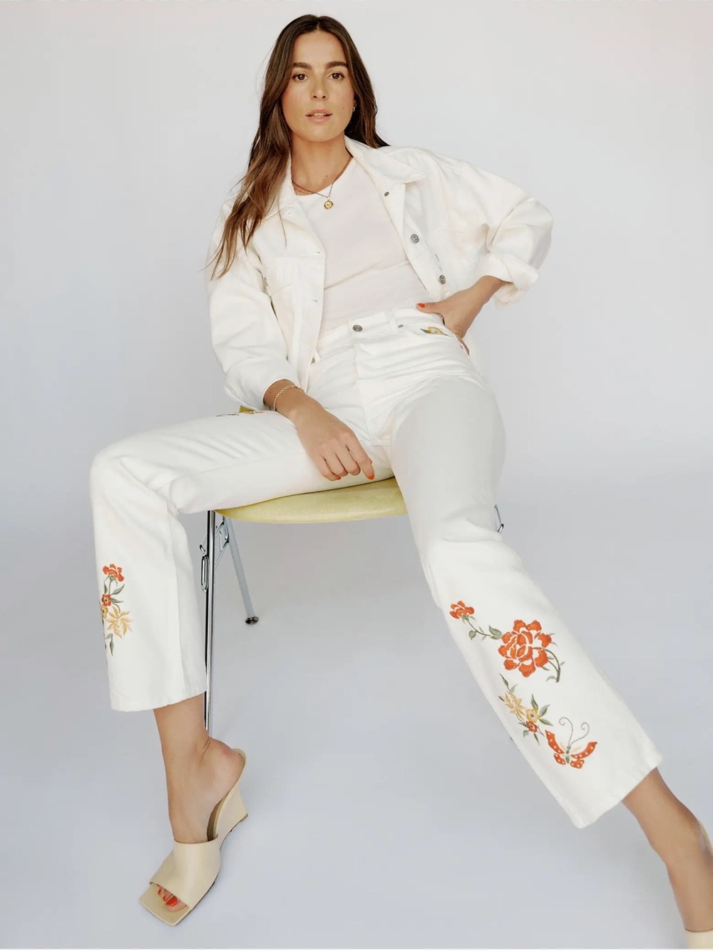 Reformation White Cynthia Straight Leg Mid Rise Denim Jeans - Size 31